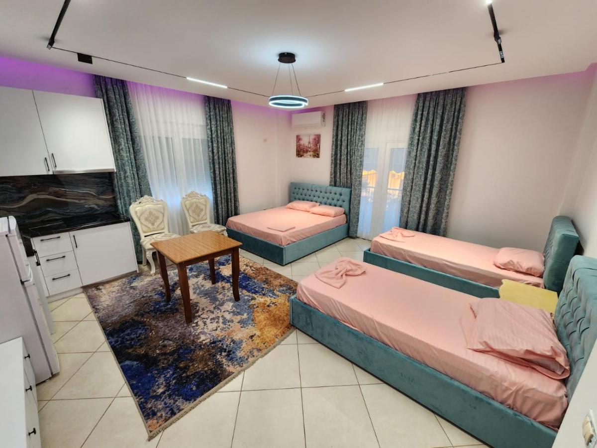 Tirana Class House 외부 사진